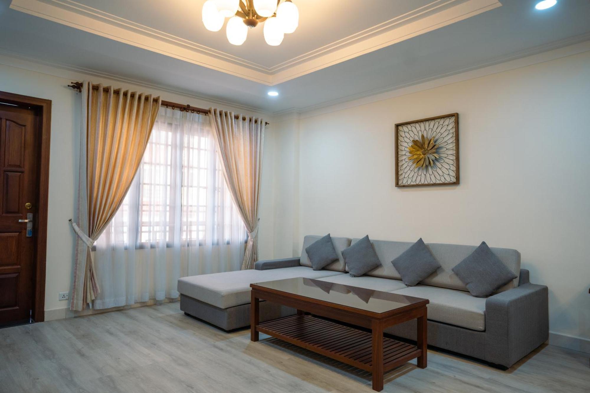Hamptons Apartments Phnom Penh Exterior photo